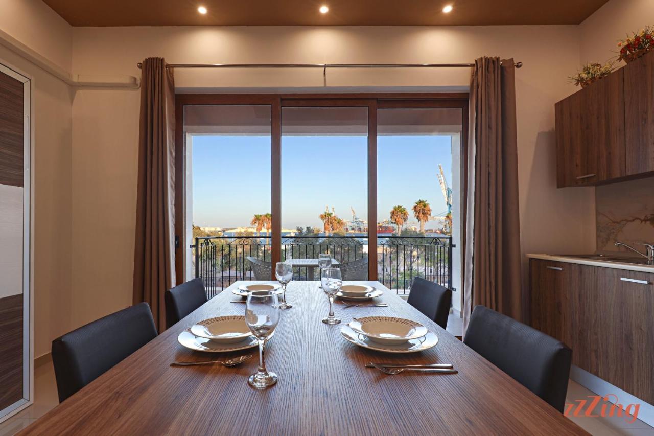 Luxurious Duplex Seafront Apt W Amazing Sea Views Birżebbuġa Exterior foto